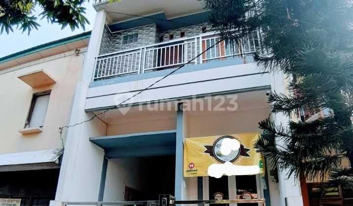 3-Story House Near KRL Commuter Line Station