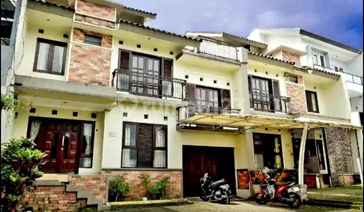 Dijual Rumah Siap Huni Strategis untuk Investasi di Area Dago