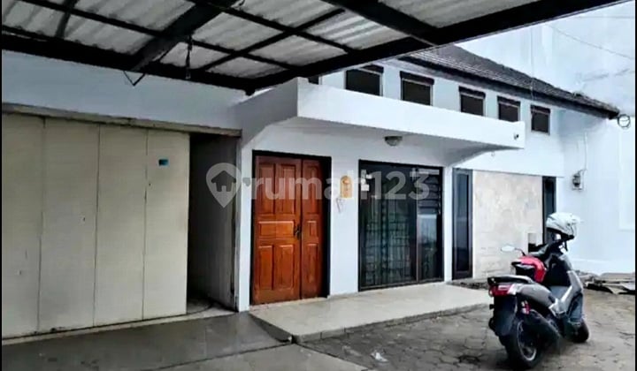Disewakan Rumah Bisa Jadi Kantor Strategis Dekat Ke Pasar Kosambi