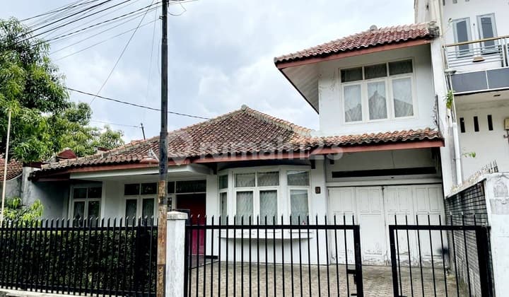 Rumah Terawat Strategis Untuk Hunian, Usaha, Di Sayap Supratman