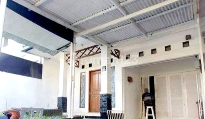 Disewa Rumah bisa untuk Kantor Strategis Istana Regency Pasteur