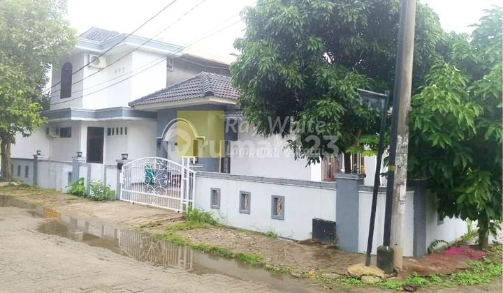 Dijual Rumah 2 lantai di Kedamaian