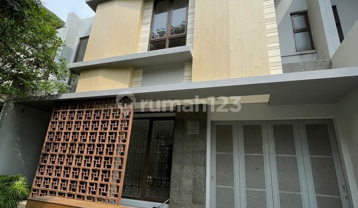 Dijual Rumah 2 Lantai Siap Huni di Kawasan Premium Cluster Precia The Eminent BSD
