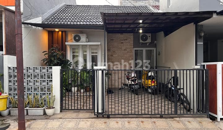 Dijual Rumah Bagus Semi Furnished Siap Huni Di Nusaloka 14.5 BSD Sebelah Pasar Modern BSD