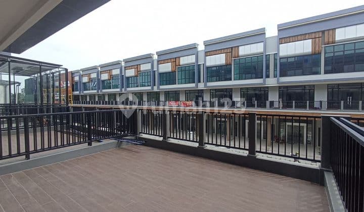 Disewakan Ruko Brand New di Crystal Summarecon Bekasi