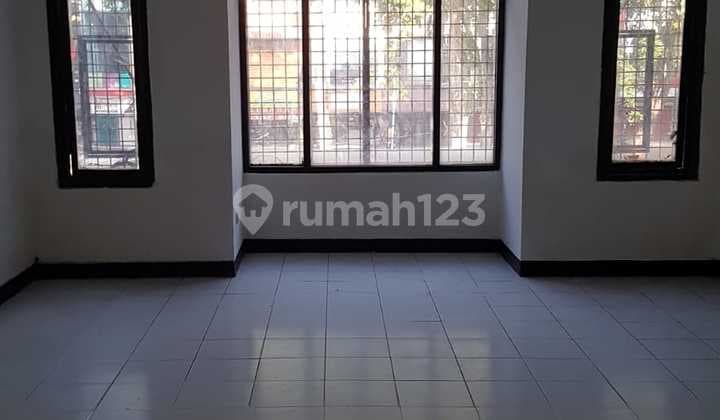 Disewakan Ruko 2 Lantai Di Boulevard Kelapa Gading