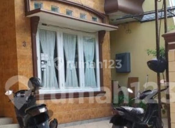 Miliki Rumah 3 Lantai Furnish Siap Huni Di Kelapa Gading