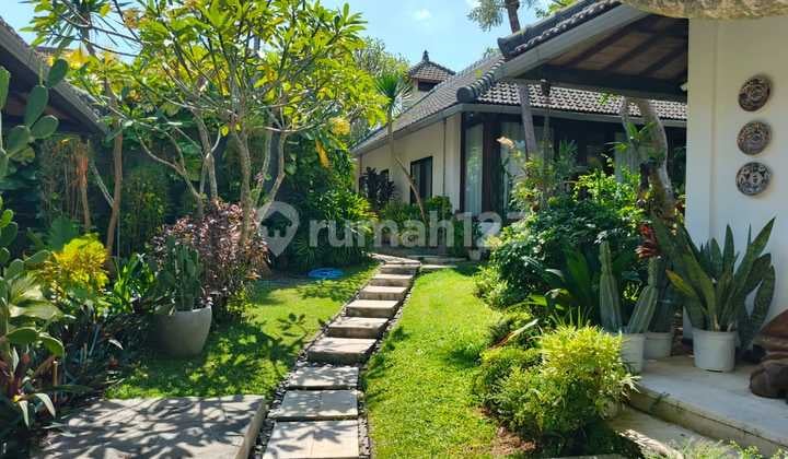 For Sale Bro, Gorgeous 5Br Villa With Huge Grass Area Just Perfect For Big Family