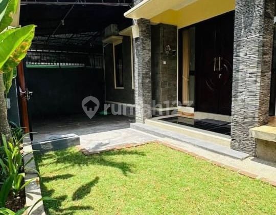 House For Rent In Kerobokan, Comfortable, Strategic Location And Ready To Move
