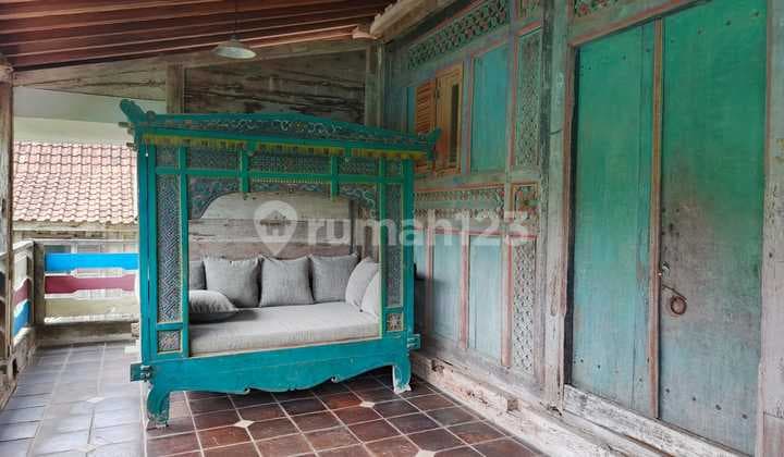 For Lease, 3Br Shabby Chic Villa in Pererenan, A villa with an eclectic style that emphasizes an antique or worn look with a romantic touch.