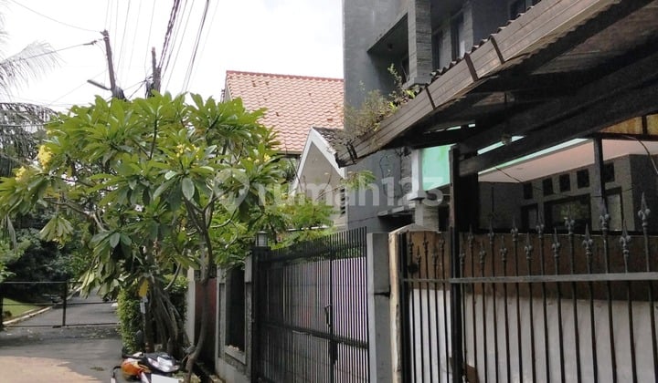 Rumah 1,2 KM Gerbang Toll Bintaro, Dekat Stasiun, KRL Bintaro