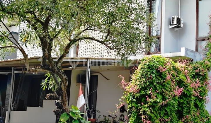 Rumah 2 Lantai Discovery Bintaro, 3 KM Gerbang Toll Parigi
