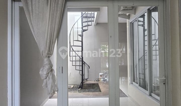 Disewakan Rumah Bagus 2 Lantai Dapet AC 4 di Melati Mas BSD