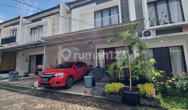 Nice Semi-Furnished House in The Oasis Bintaro Cluster