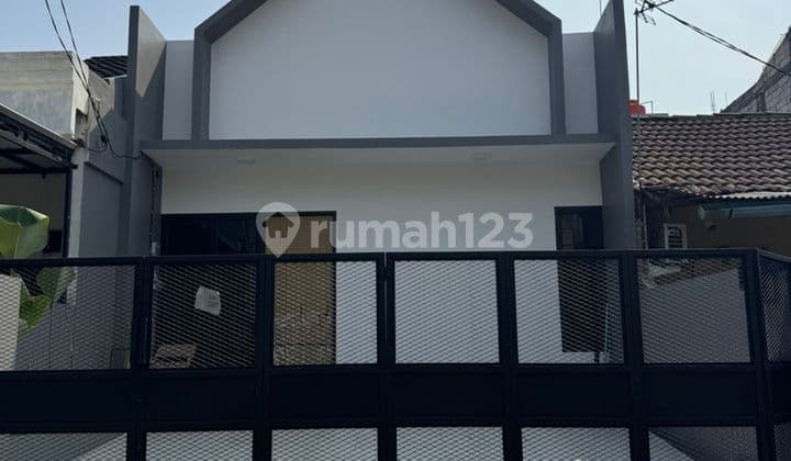 Dijual Rumah Siap Huni di Mutiara Gading Timur Bekasi