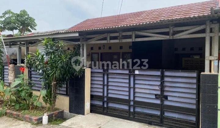 For Sale Quickly, Move-In Ready House in Perum Bumi Jatiasih Housing Estate