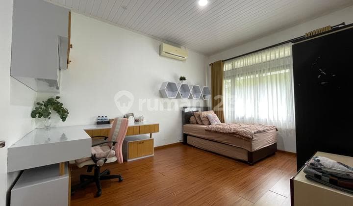 Disewakan Rumah Mewah Siap Isi di Kiputih Ciumbuleuit
