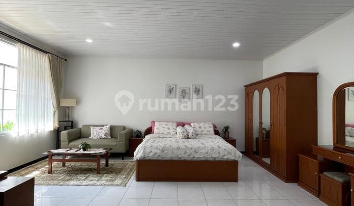 Disewakan Rumah Mewah Siap Isi di Kiputih Ciumbuleuit