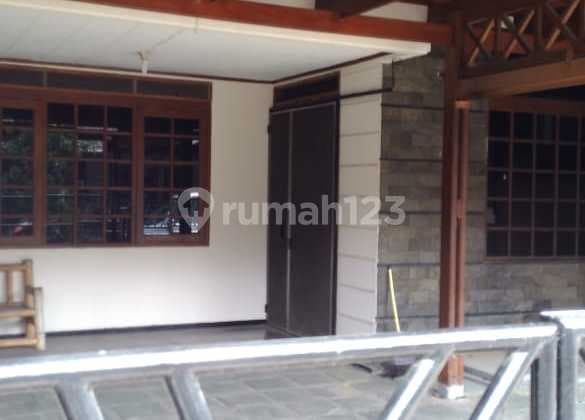 Rumah Simple Bagus Strategis Siap Isi di Bkr