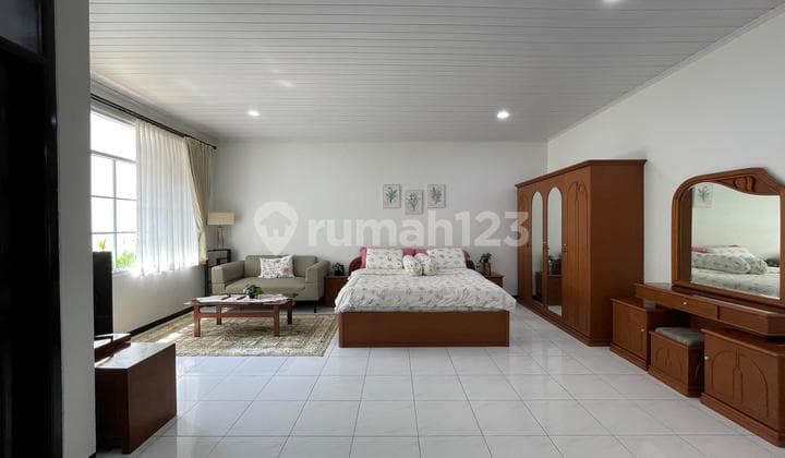 Disewakan Rumah Mewah Siap Isi di Kiputih Ciumbuleuit