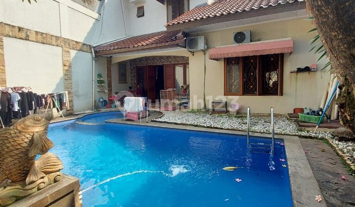 Rumah Mewah Dlm Komplek Private Pool Dg Harga Njop Di Cilandak
