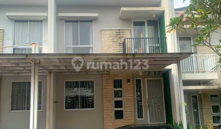 Dijual Rumah Cantik di Cibubur Country
