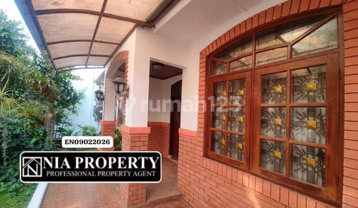 Jual Rumah Mewah Posisi Boulevard Strategis di Cluster Depan Kota Wisata Cibubur
