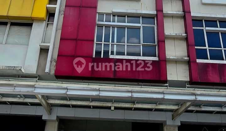 Ruko 3 Lantai HGB Siap Huni di Emerald Commercial Summarecon Bekasi