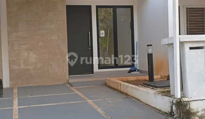Rumah di Cluster Lavesh Harapan Indah, Bekasi