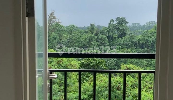 Turun Harga !!! Jual Apartemen Studio Podomoro Golf View