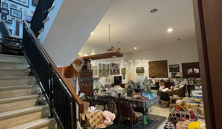 Rumah Mewah di Kawasan Cilandak Timur Jakarta Selatan Startegis Rumah Mewah di Kawasan Cilandak Timur Jakarta Selatan Startegis