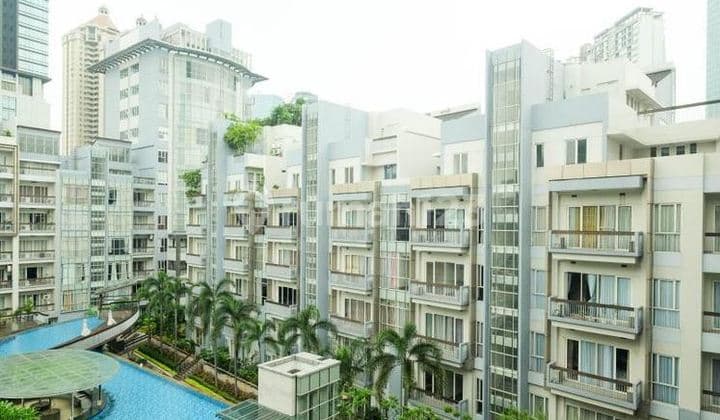 FOR SALE PEARL GARDEN APARTMENT – GATOT SUBROTO, SEMANGGI, SOUTH JAKARTA A luxurious and exclusive residence in the premium area of South Jakarta, right at Gatot Subroto – Semanggi. Strategic location, free from odd-even traffic restrictions, and just a step away from business centers and