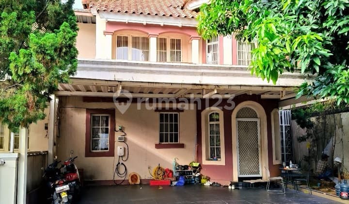 Rumah Cantik Strategis@murah