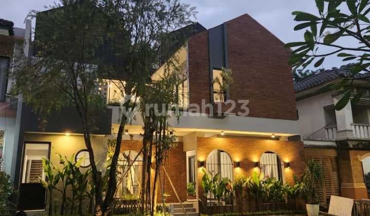 For Sale 3-Story Luxury House in The Green Cluster Banyan Ville BSD – Land Area 252 m², Price 7.05 Billion, Direct buyers only
