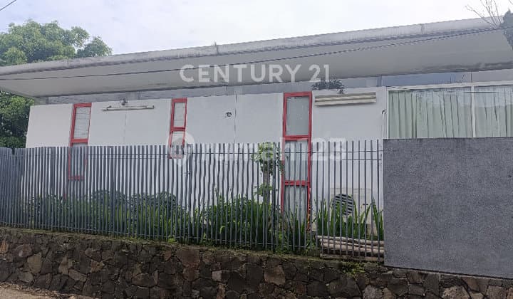 A House in the City Center Can Be Used for an Office, Residence, etc.