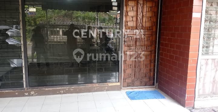 Rumah di Tengah Kota Dekat dengan Tol, Supermarket, Bank Dll.