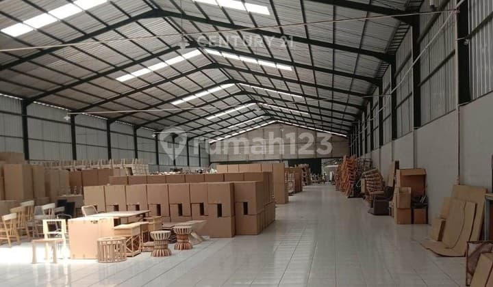 Good Quality Ready-to-Use Warehouse in Sampang Near Plumbon 2 Toll Gate