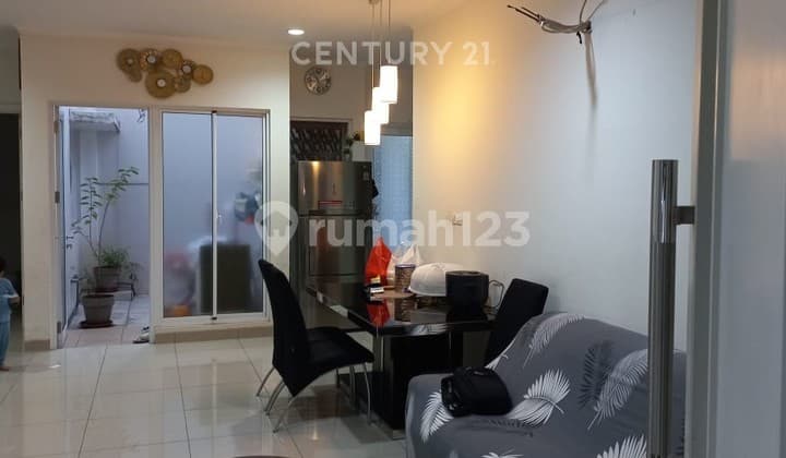 Rumah Lux Di Amanda Summarecon Bandung 2 Lantai