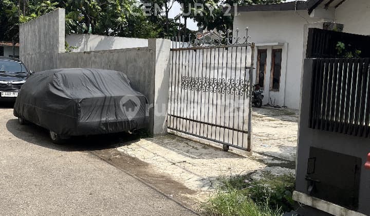 Rumah Di Tengah Kota Dekat Dengan Tol, Supermarket, Sek