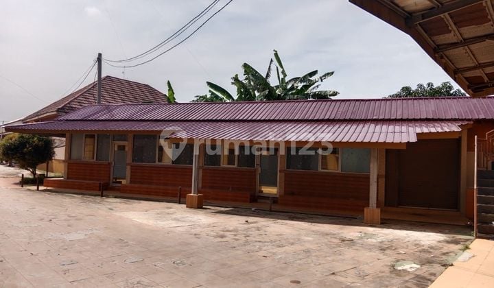Tanah Strategis Ada Bangunan Bagus di Karawang