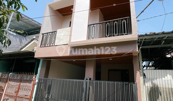 Rumah 2 Lantai Siap Huni di Babelan Bekasi