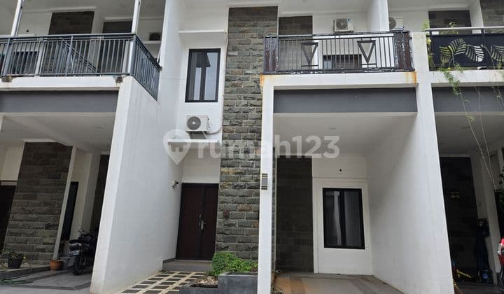 Rumah Bagus Siap Huni Sewa Murah di Harapan Indah Bekasi