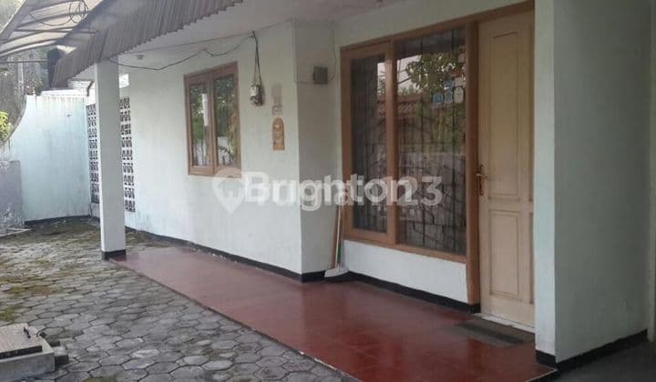 Rumah Hook Hitung Tanah Surabaya Timur