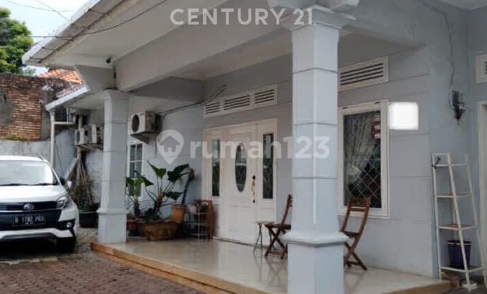 Rumah Mampang Prapatan. 500-700Mtr ke Gatot Subroto & Tendean. Sangat Cocok Dibangun Koskosan