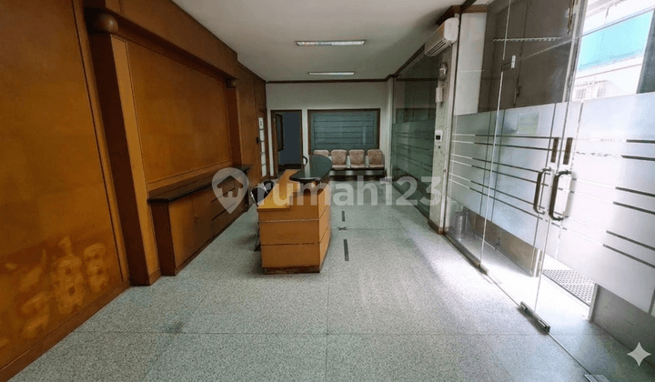 Dijual Cepat Gedung 6 Lantai Mangga Dua, Sawah Besar, Jakarta Pusat