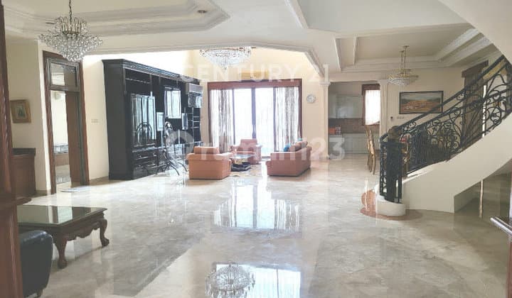 Disewa Rumah Mewah Furnish Permata Hijau, Jakarta Selatan