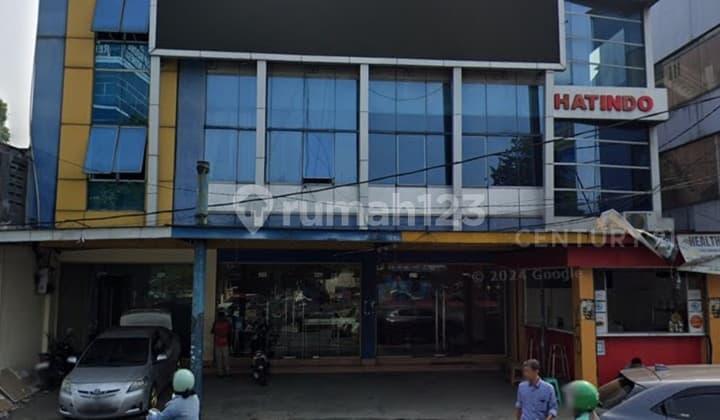 Gedung Kantor 4 Lantai di Warung Buncit Raya.
