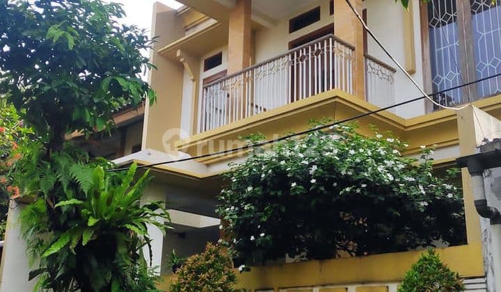 Rumah 3 Lantai Komplek Kejagung Pasar Minggu
