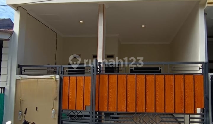 Rumah Baru 1 Lt Semi Furnished Kitchenset,kompor Tanam,waterheater,2 Unit Ac