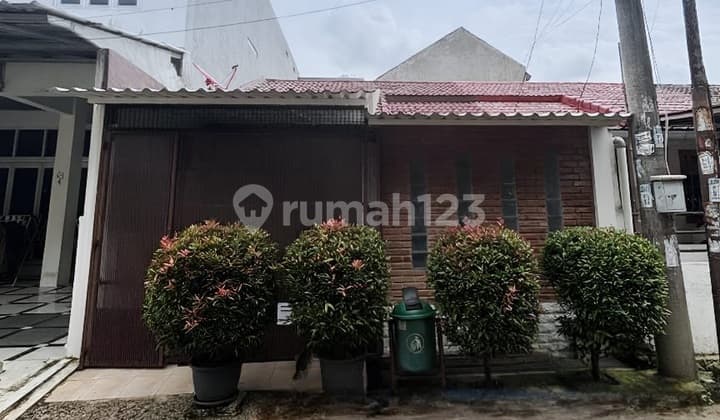 Jual Rumah Griya Loka 1.6 M